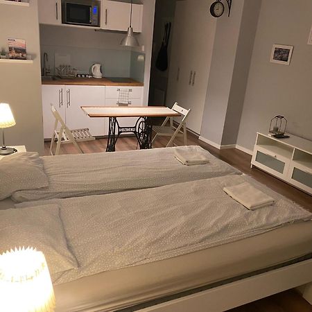 B&B Apartman Eger Buitenkant foto
