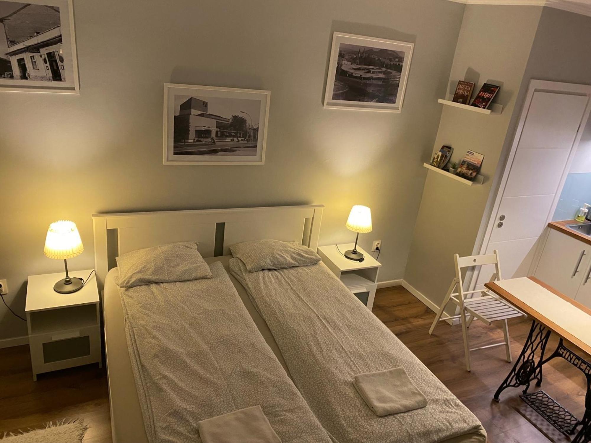 B&B Apartman Eger Buitenkant foto
